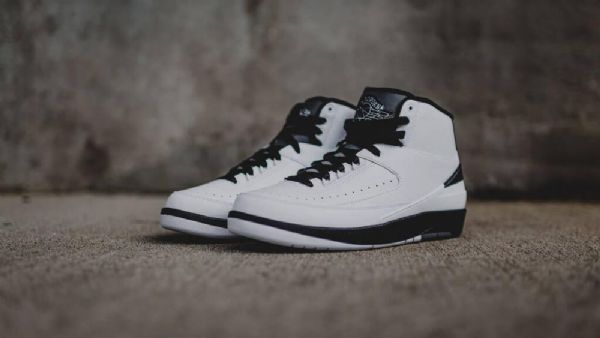 Nike Air Jordan 2 Retro Wing It Kengät Miehille Valkoinen Musta