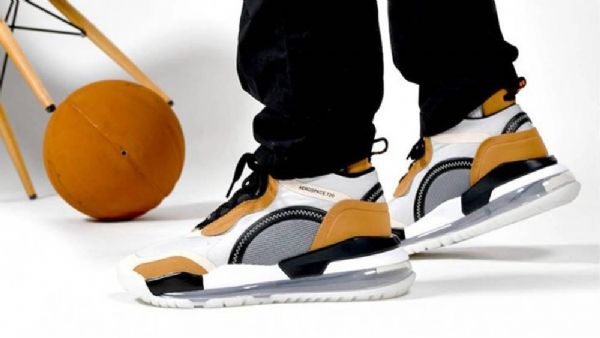 Nike Air Jordan Aerospace 720 Kengät Miehille Harmaa Ruskea
