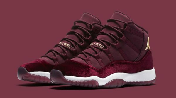 Nike Air Jordan 11 Gs Night Maroon Kengät Miehille Burgundy