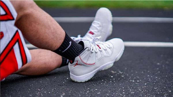 Nike Air Jordan 11 Kengät Miehille Valkoinen