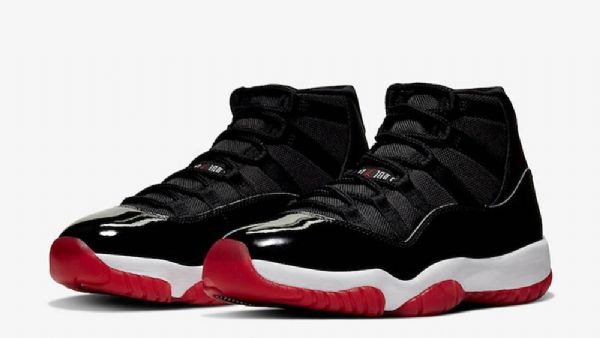 Nike Air Jordan 11 Leveät Kengät Naisille Musta