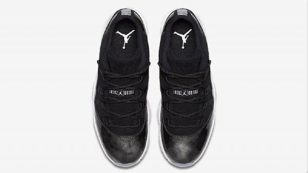 Nike Air Jordan 11 Low Tops Barons Miesten Kengät Musta