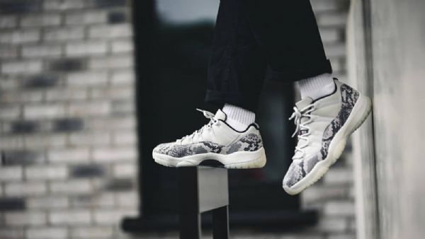 Nike Air Jordan 11 Matalat Kengät Miehille Khaki