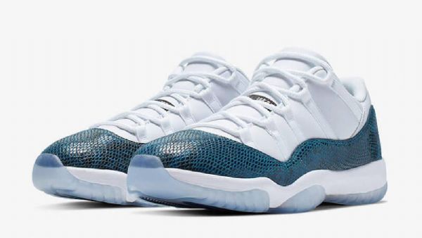Nike Air Jordan 11 Matalat Kengät Miehille Siniset