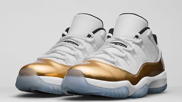 Nike Air Jordan 11 Matalat Kengät Miehille Valkoinen Kulta