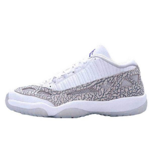Nike Air Jordan 11 Matalat Topit Eli Kobolttikengät Miehille Valkoinen