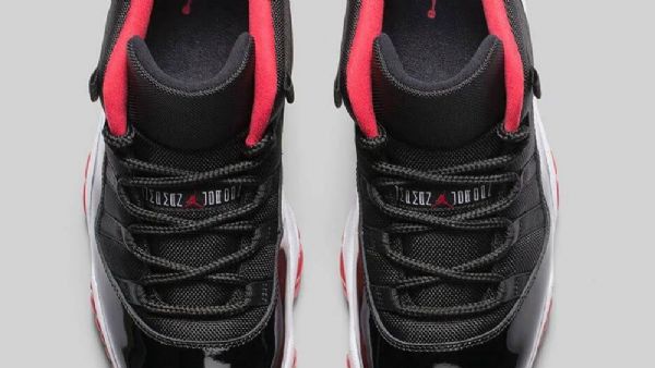 Nike Air Jordan 11 Matalat Topit Leveät Kengät Miehille Musta