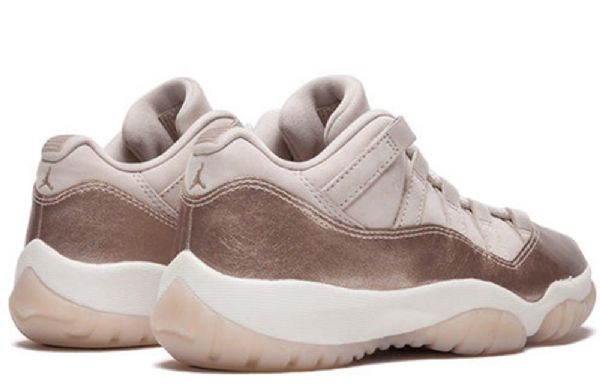Nike Air Jordan 11 Matalat Topit Retro Koripallokengät Naisille Vaaleanpunainen Kulta