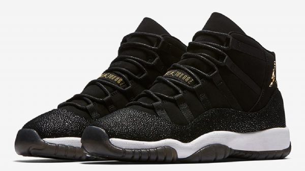 Nike Air Jordan 11 Perijatar Kengät Miehille Mustakulta