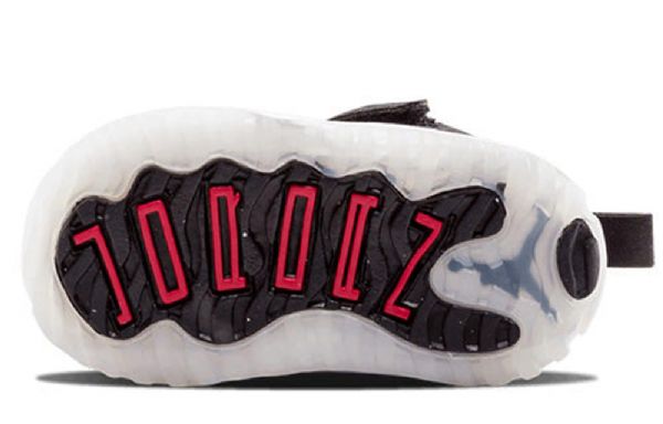 Nike Air Jordan 11 Retro Bt Koripallokengät Lapsille Musta