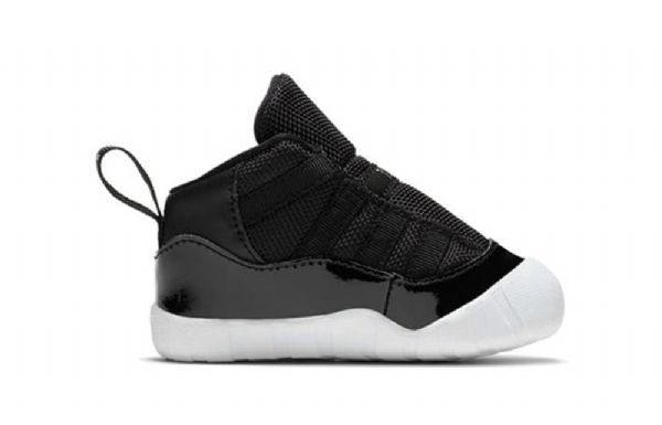 Nike Air Jordan 11 Retro Cb Koripallokengät Lapsille Musta