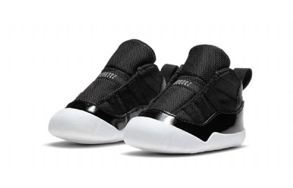 Nike Air Jordan 11 Retro Cb Koripallokengät Lapsille Musta