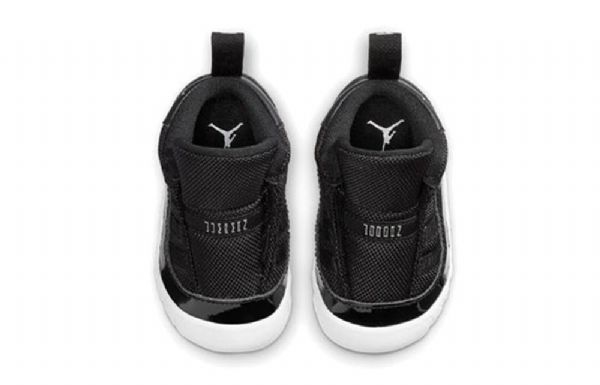 Nike Air Jordan 11 Retro Cb Koripallokengät Lapsille Musta