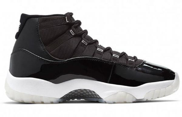 Nike Air Jordan 11 Retro Koripallokengät Miehille Mustat