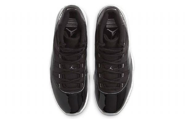 Nike Air Jordan 11 Retro Koripallokengät Miehille Mustat