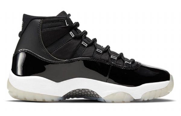 Nike Air Jordan 11 Retro Koripallokengät Naisille Mustat