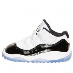 Nike Air Jordan 11 Retro Low Tops Bt Koripallokengät Lapsille Musta Valkoinen