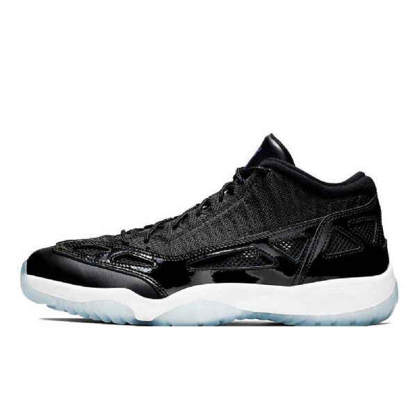 Nike Air Jordan 11 Retro Matalat Topit Eli Space Jam Kengät Miehille Musta