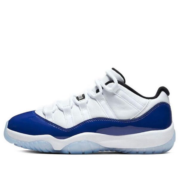 Nike Air Jordan 11 Retro Matalat Topit Koripallokengät Naisille Musta Valkoinen