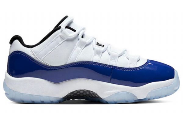 Nike Air Jordan 11 Retro Matalat Topit Koripallokengät Naisille Musta Valkoinen