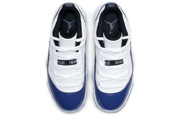 Nike Air Jordan 11 Retro Matalat Topit Koripallokengät Naisille Musta Valkoinen