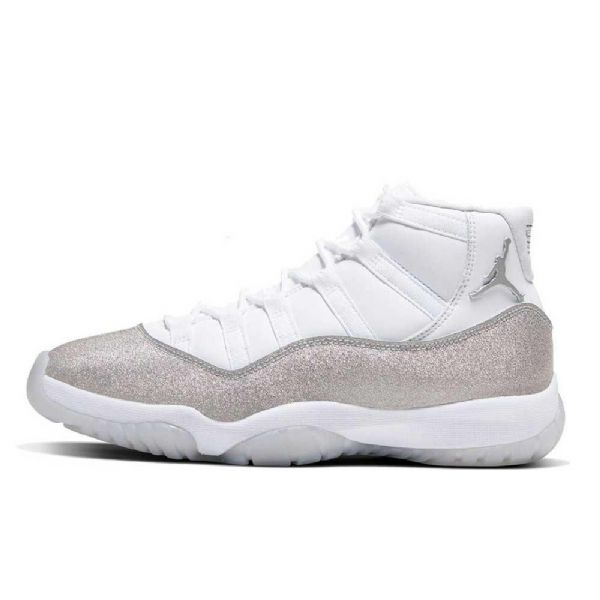 Nike Air Jordan 11 Suuret Kengät Miehille Harmaa