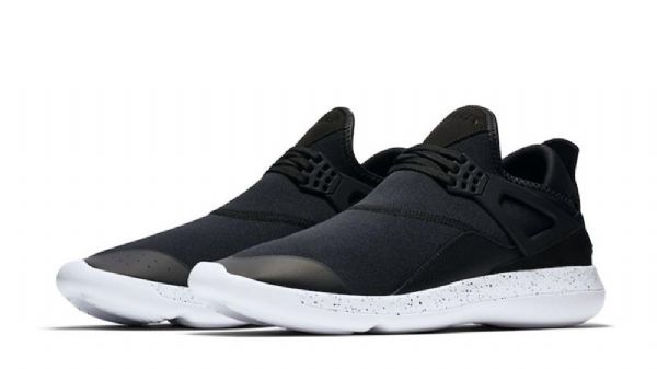 Nike Air Jordan Fly 89 Kengät Miehille Mustavalkoinen