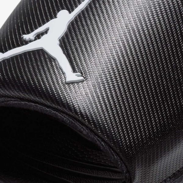 Nike Air Jordan Break Sandaalit Naisille Musta Valkoinen