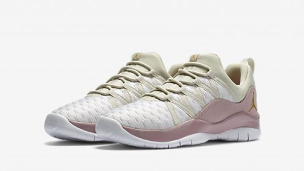 Nike Air Jordan Deca Fly Gg Plum Sumu Perijatar Kengät Miesten Monivärinen