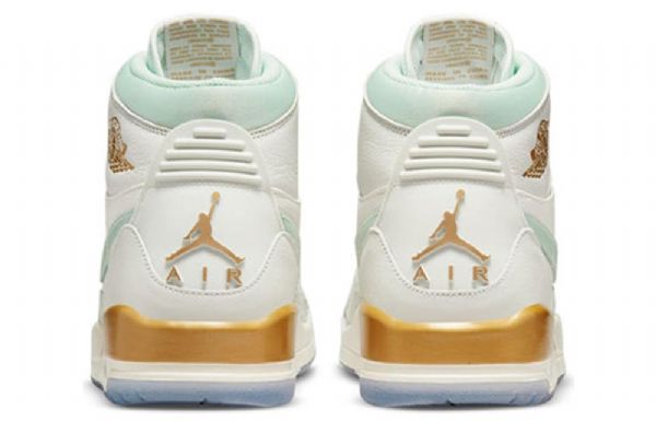 Nike Air Jordan Legacy 312 Retro Koripallokengät Miehille Khaki