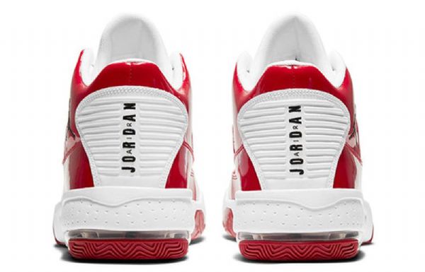 Nike Air Jordan Max Aura 2 Retro Koripallokengät Miehille Valkoinen Punainen