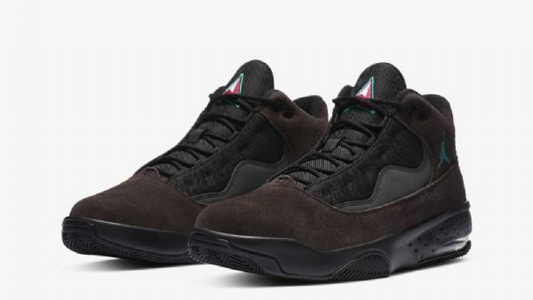 Nike Air Jordan Max Aura 2 Samettikengät Miehille Ruskea Musta