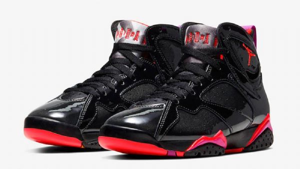 Nike Air Jordan 7 Kiiltävät Kengät Miehille Musta