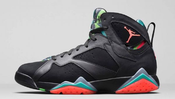 Nike Air Jordan 7 Marvin The Marsin Kengät Miehille Musta Punainen