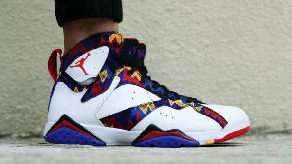 Nike Air Jordan 7 Miesten Villapaitakengät Valkoinen Monivärinen