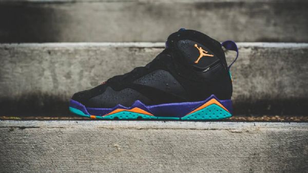 Nike Air Jordan 7 Retro 30th Gg Lola Bunny Kengät Miehille Mustat