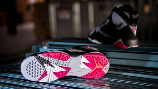 Nike Air Jordan 7 Retro Gs Kengät Miehille Musta Fuksia