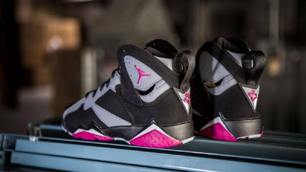 Nike Air Jordan 7 Retro Gs Kengät Miehille Musta Fuksia