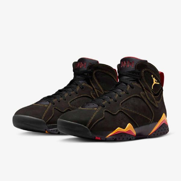 Nike Air Jordan 7 Retrokengät Miehille Musta Punainen