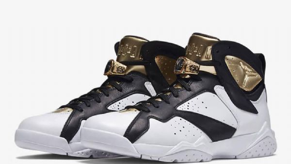 Nike Air Jordan 7 Samppanjakengät Miehille Mustavalkoinen
