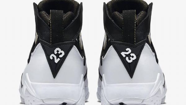 Nike Air Jordan 7 Samppanjakengät Miehille Mustavalkoinen