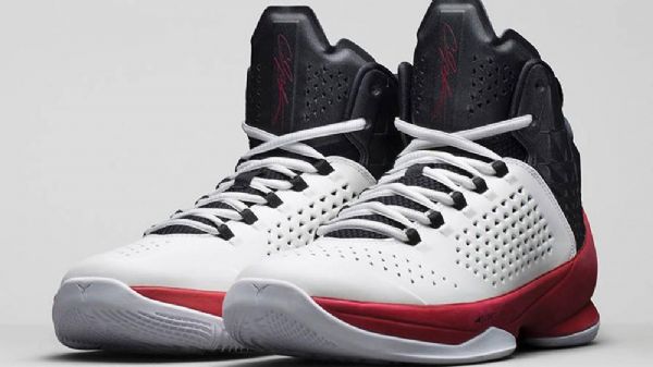 Nike Air Jordan Melo M11 Perhekengät Miehille Valkoinen Musta Punainen