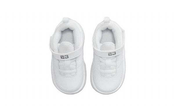 Nike Air Jordan Max Aura 3 Lenkkarit Lapsille Valkoiset