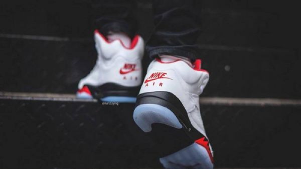 Nike Air Jordan 5 Fire 2020 Kengät Miehille Punainen