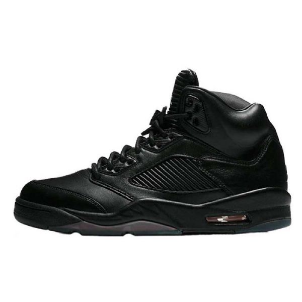 Nike Air Jordan 5 Kolminkertaiset Miesten Kengät Musta