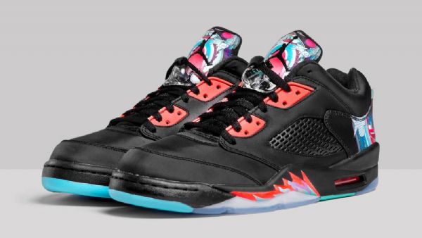Nike Air Jordan 5 Matalat Topit Kiinalaisen Uudenvuoden Kengät Miehille Musta Punainen