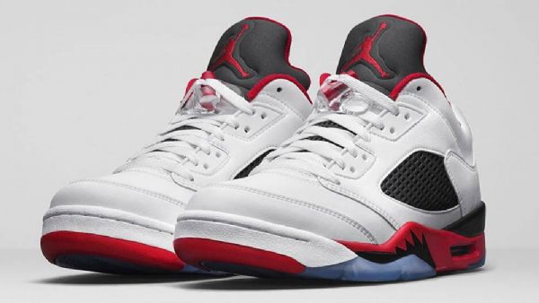 Nike Air Jordan 5 Matalat Topit Neljä Miesten Kenkiä Valkoinen Punainen