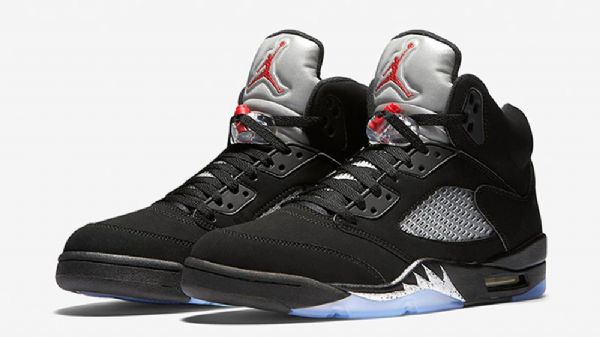 Nike Air Jordan 5 Retro-kengät Miehille Musta