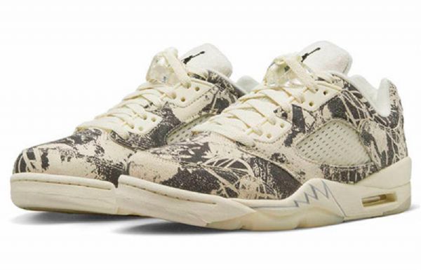 Nike Air Jordan 5 Retro Low Tops Expression Koripallokengät Naisille Monivärinen