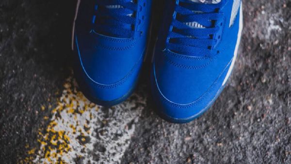 Nike Air Jordan 5 Retro Low Tops Knicks Kengät Miesten Musta